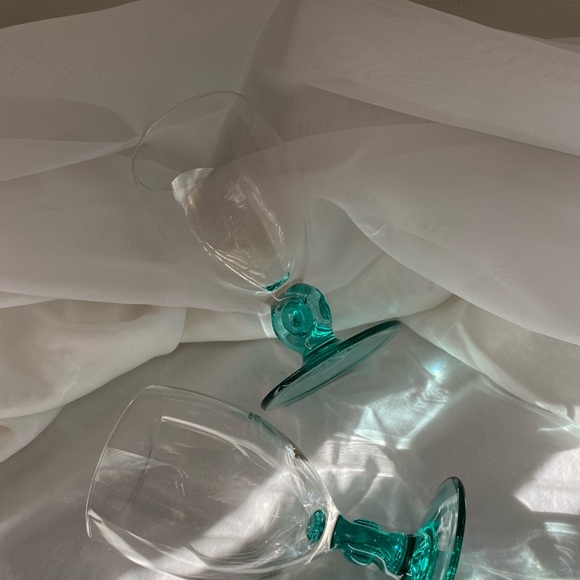 Drinkware - Picture 4 of 4